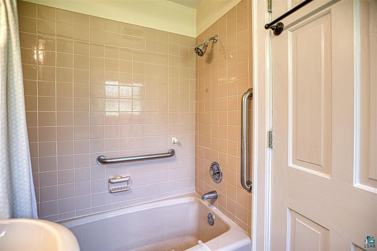 2425 Branch Street Duluth, MN 55812 - Photo 19 of 32 Gallery Image 19