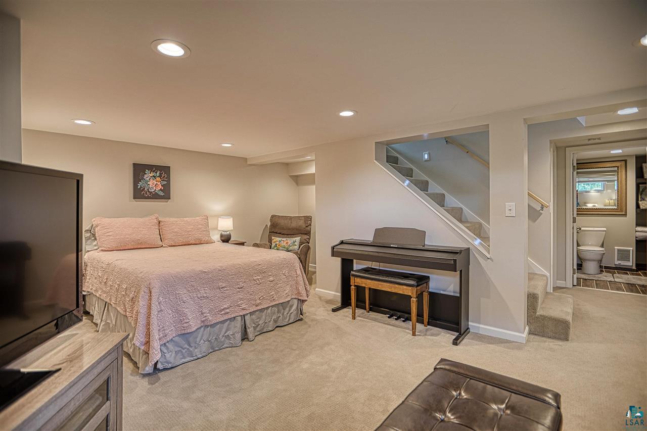 2425 Branch Street Duluth, MN 55812 - Photo 23 of 32 Gallery Image 23