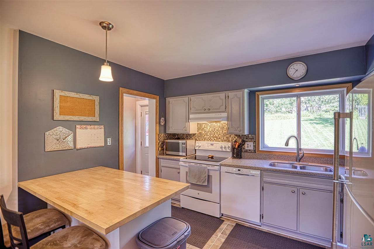 2425 Branch Street Duluth, MN 55812 - Photo 3 of 32 Gallery Image 3