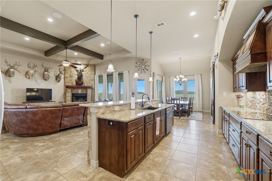 4572 Prairie Summit Seguin, TX 78155 - Photo 15 of 46