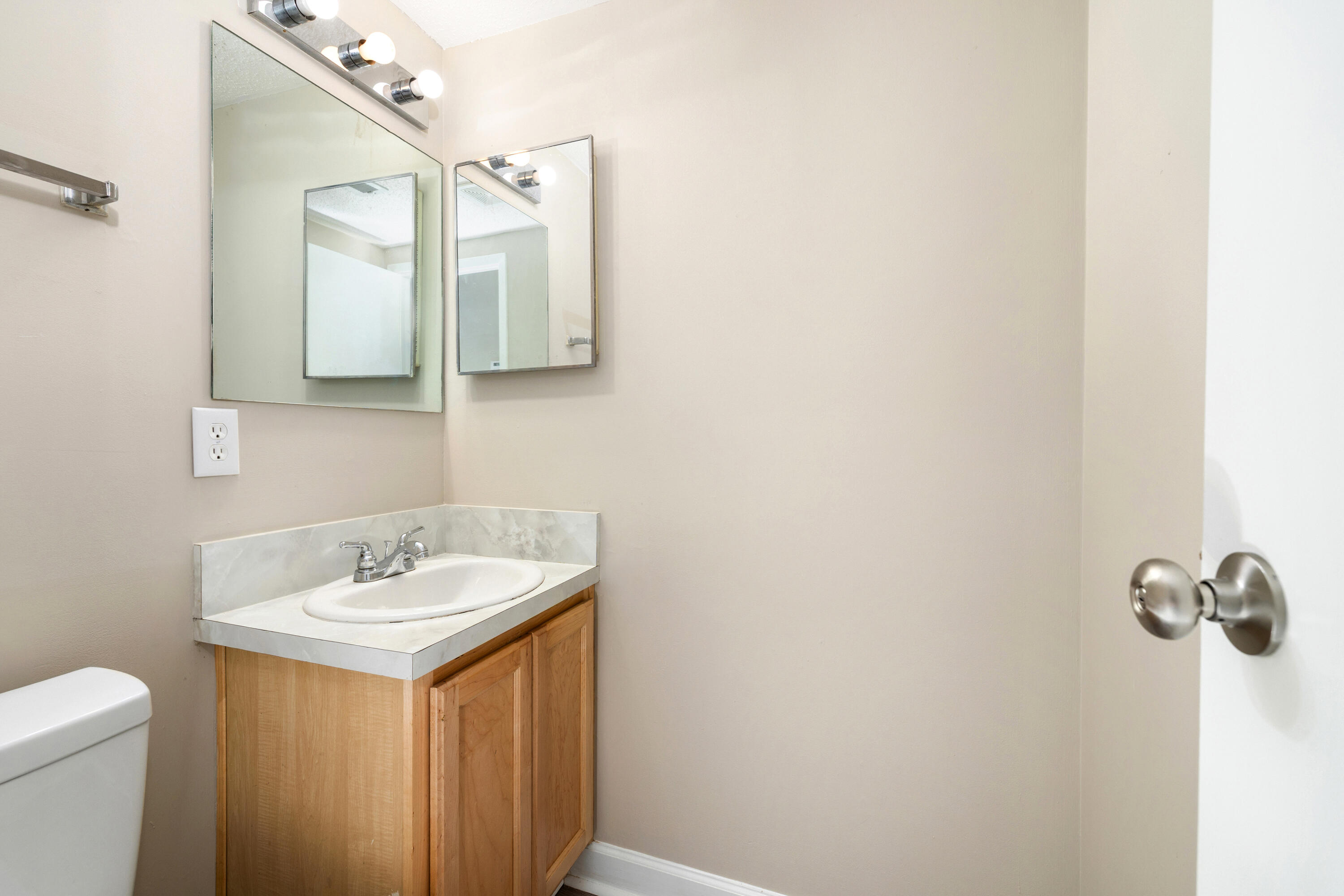 1121 Alice Drive, Unit 8 Sumter, SC 29150 - Photo 16 of 28 18
