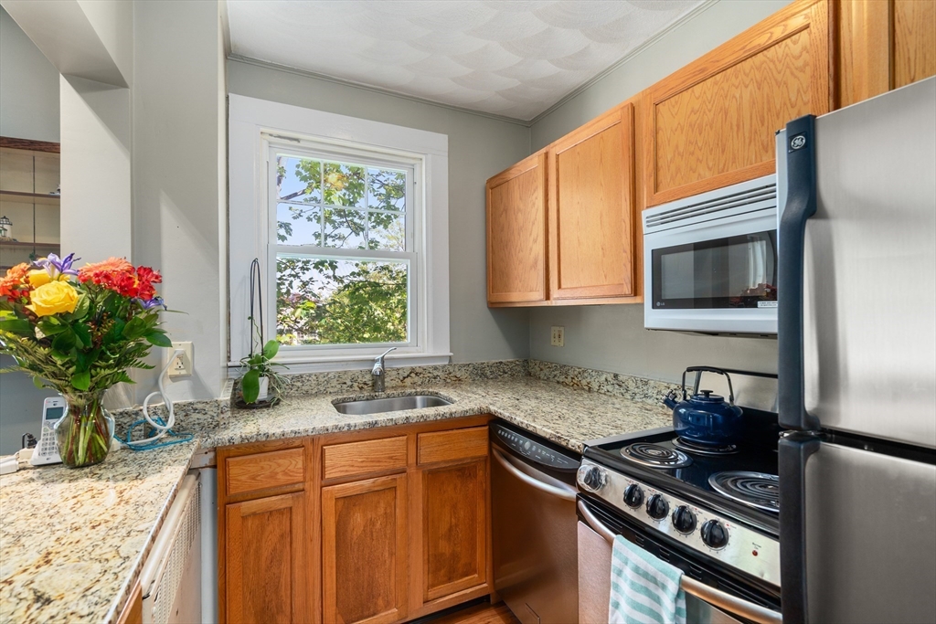 299 Nahant Road, Unit 9 Nahant, MA 01908 - Photo 16 of 27