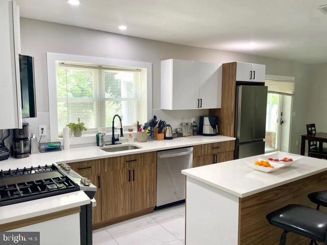 378 Eggert Crossing Road Ewing, NJ 08638 - Photo 7 of 24