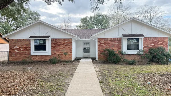 $1,949 | 4202 Junker Street, Rosenberg, TX 77471