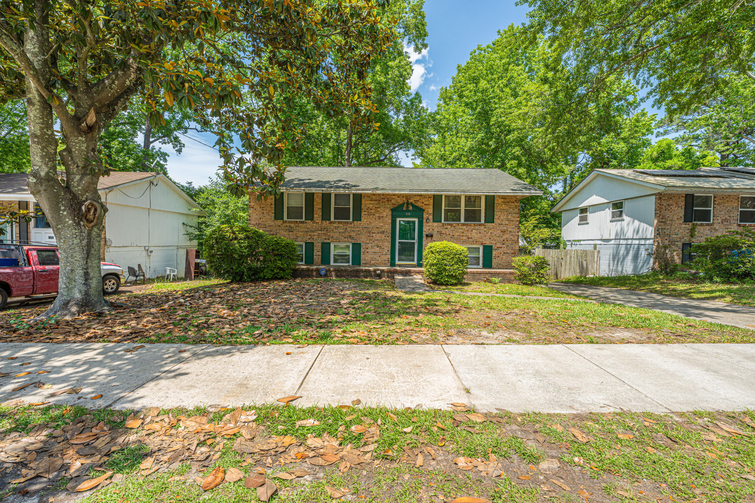 1150 Berkeley Street Hanahan, SC 29410 - Photo 3 of 37