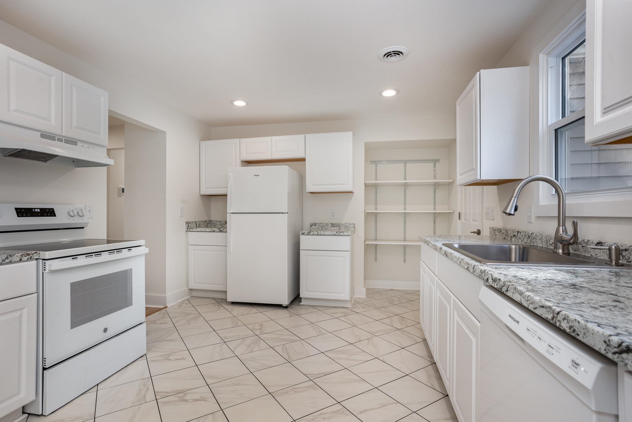7075 McCliggott Road Saginaw, MI 48609 - Photo 6 of 23 Gallery Image 6
