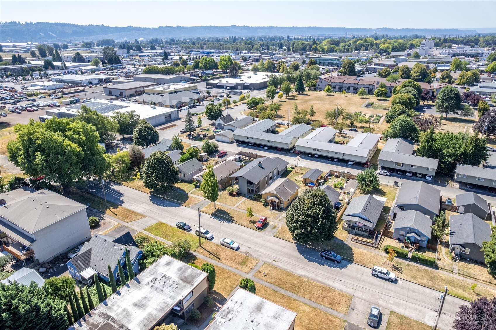 823 8th Avenue Longview, WA 98632 - Photo 14 of 18 an aerial view of a city with lots of residential buildings