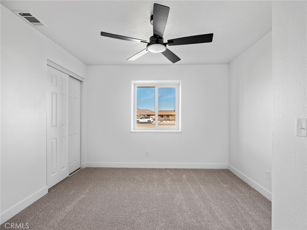 16548 Quinnault Road Apple Valley, CA 92307 - Photo 16 of 38