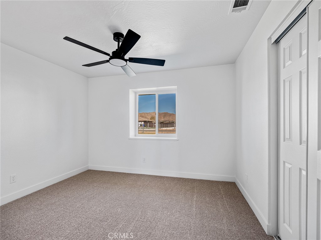 16548 Quinnault Road Apple Valley, CA 92307 - Photo 25 of 38