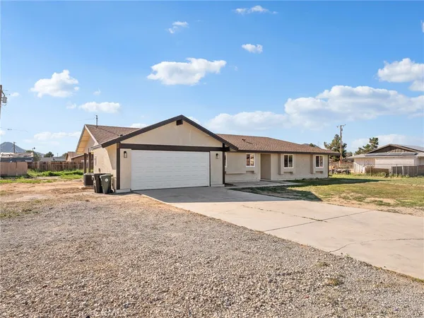 $415,000 | 16548 Quinnault Road, Apple Valley, CA 92307