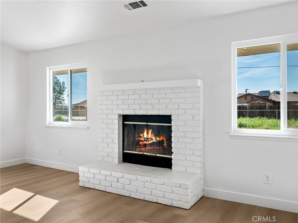 16548 Quinnault Road Apple Valley, CA 92307 - Photo 5 of 38