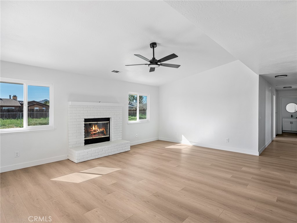 16548 Quinnault Road Apple Valley, CA 92307 - Photo 8 of 38