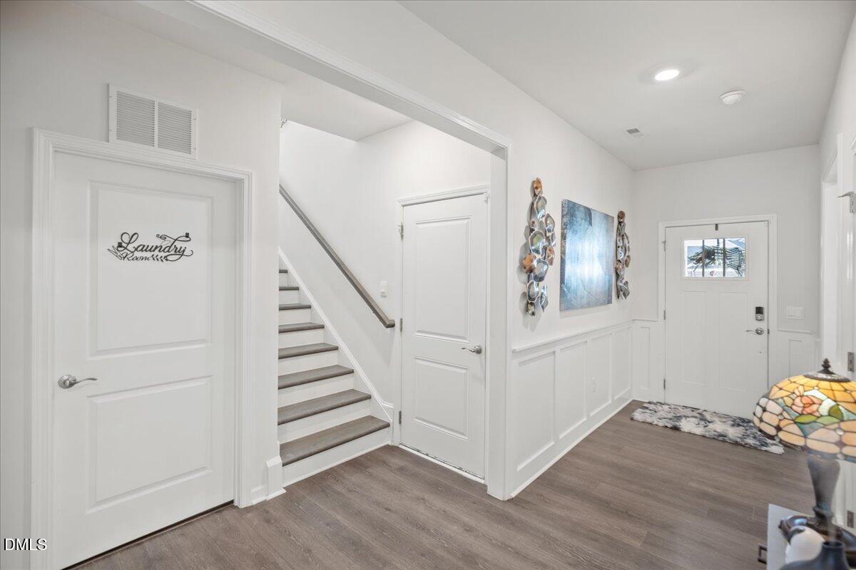 2131 Knight Xing Road Durham, NC 27703 - Photo 2 of 46 FOYER ENTRANCE