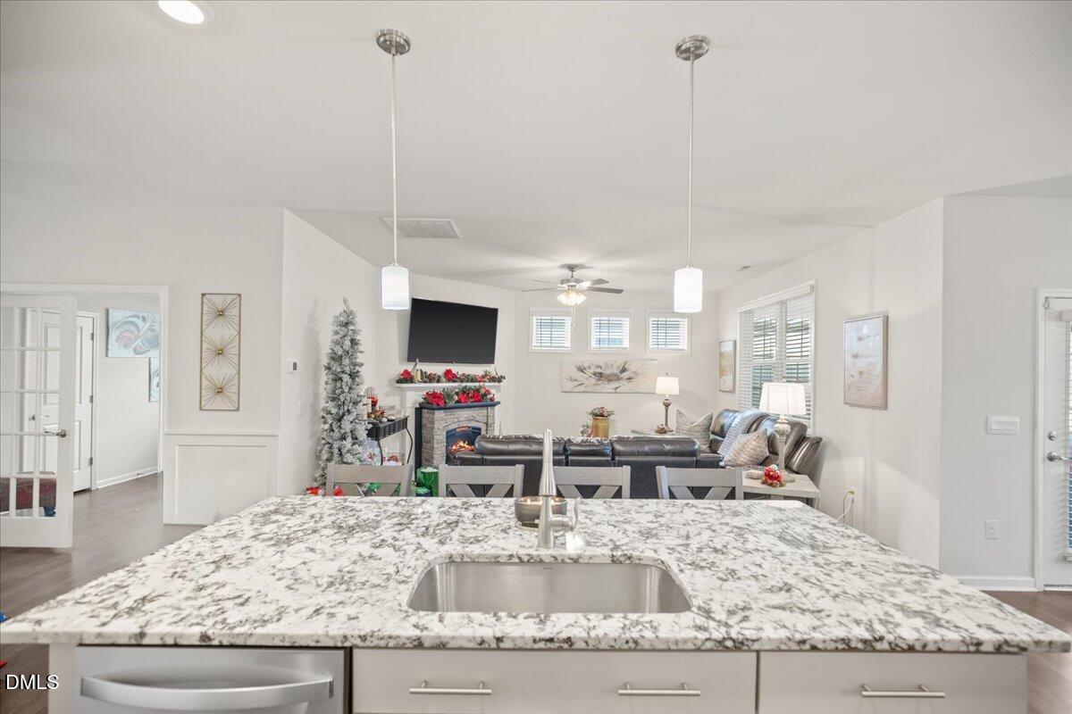 2131 Knight Xing Road Durham, NC 27703 - Photo 8 of 46 KITCHEN