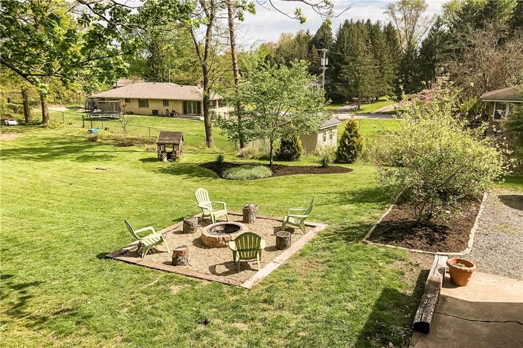 8220 Fox Ridge Road Pittsburgh, PA 15237 - Photo 2 of 25 Gallery Image 2
