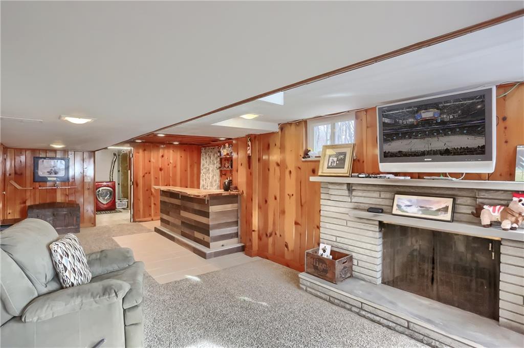 8220 Fox Ridge Road Pittsburgh, PA 15237 - Photo 19 of 25 Gallery Image 19
