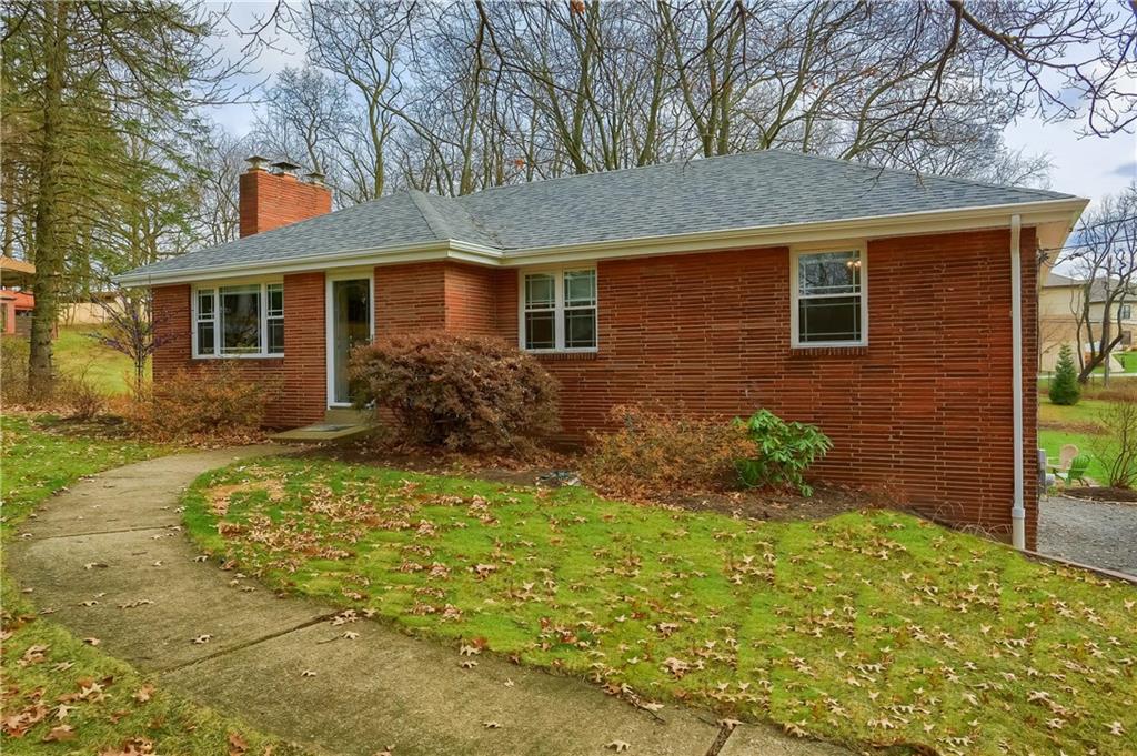 8220 Fox Ridge Road Pittsburgh, PA 15237 - Photo 6 of 25 Gallery Image 6