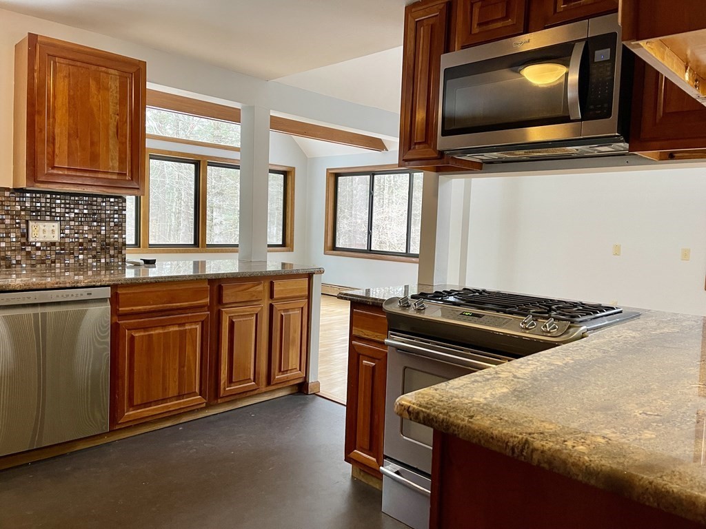99 Haynes Hill Road Brimfield, MA 01010 - Photo 7 of 36 Gallery Image 7