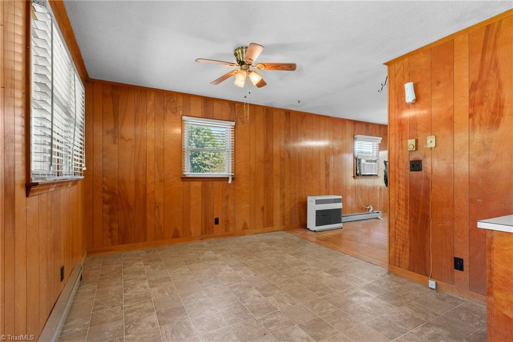 610 Collins Road Sparta, NC 28675 - Photo 2 of 19