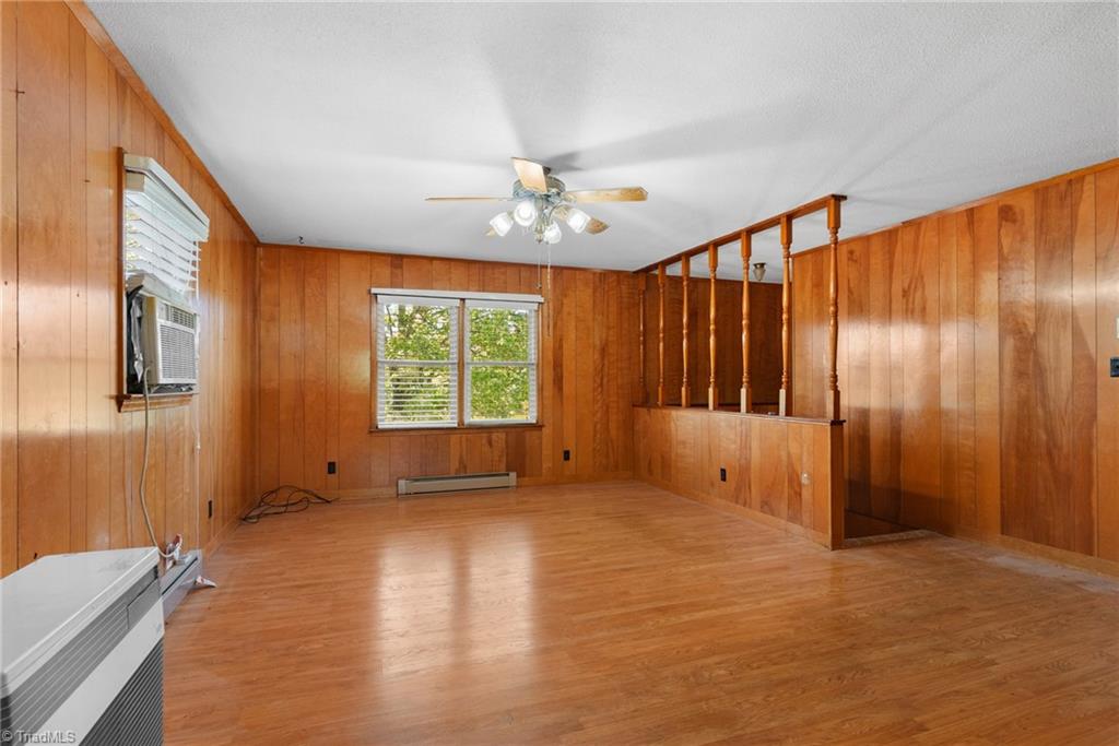 610 Collins Road Sparta, NC 28675 - Photo 4 of 19