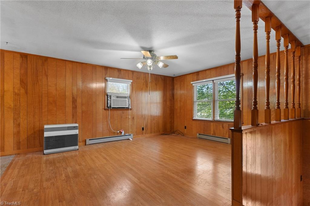 610 Collins Road Sparta, NC 28675 - Photo 5 of 19