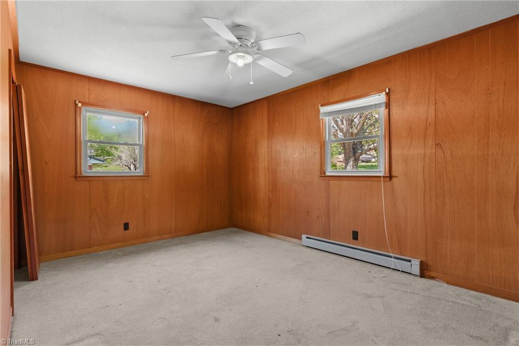 610 Collins Road Sparta, NC 28675 - Photo 9 of 19