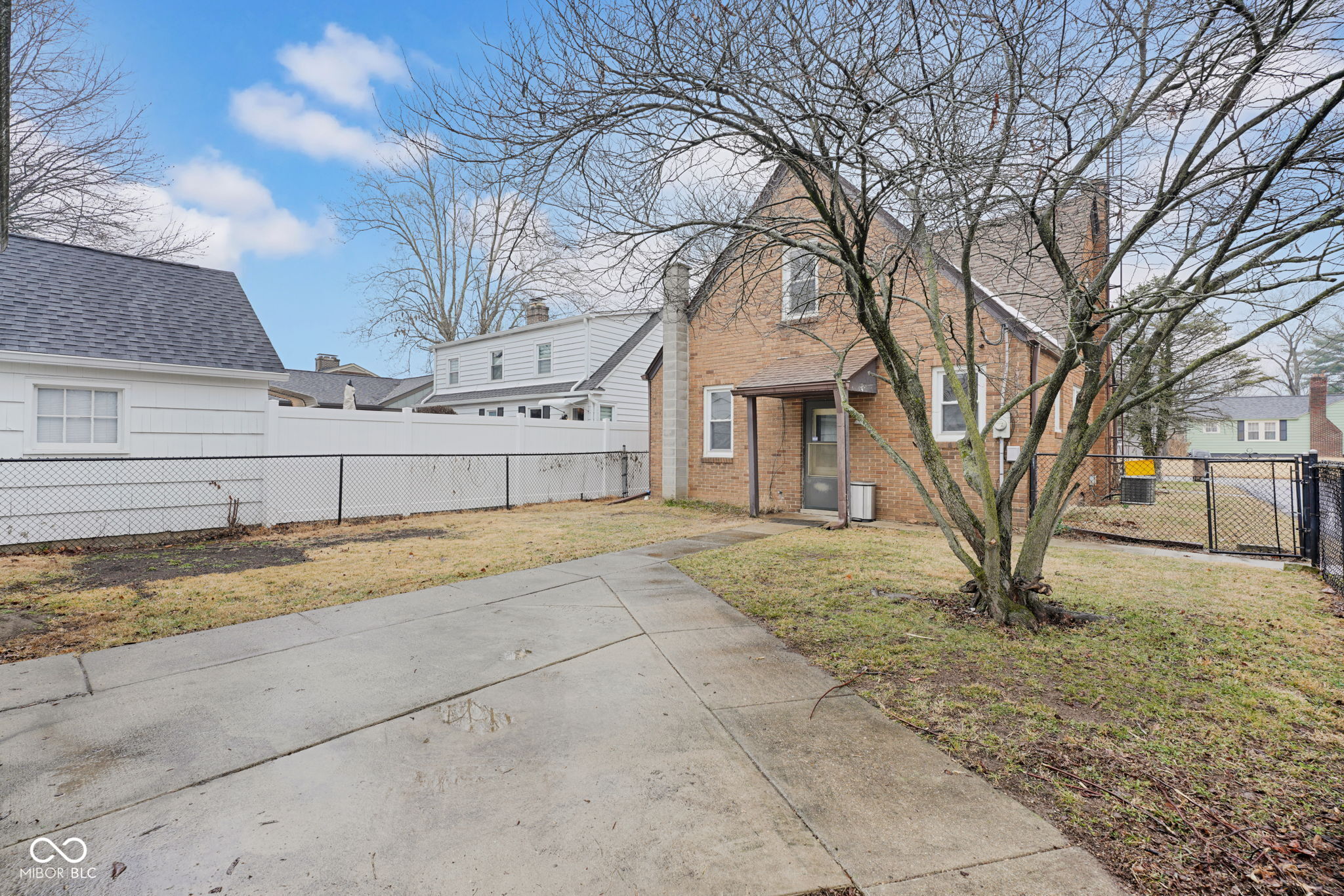 2308 Pearl Street Columbus, IN 47201 - Photo 14 of 22