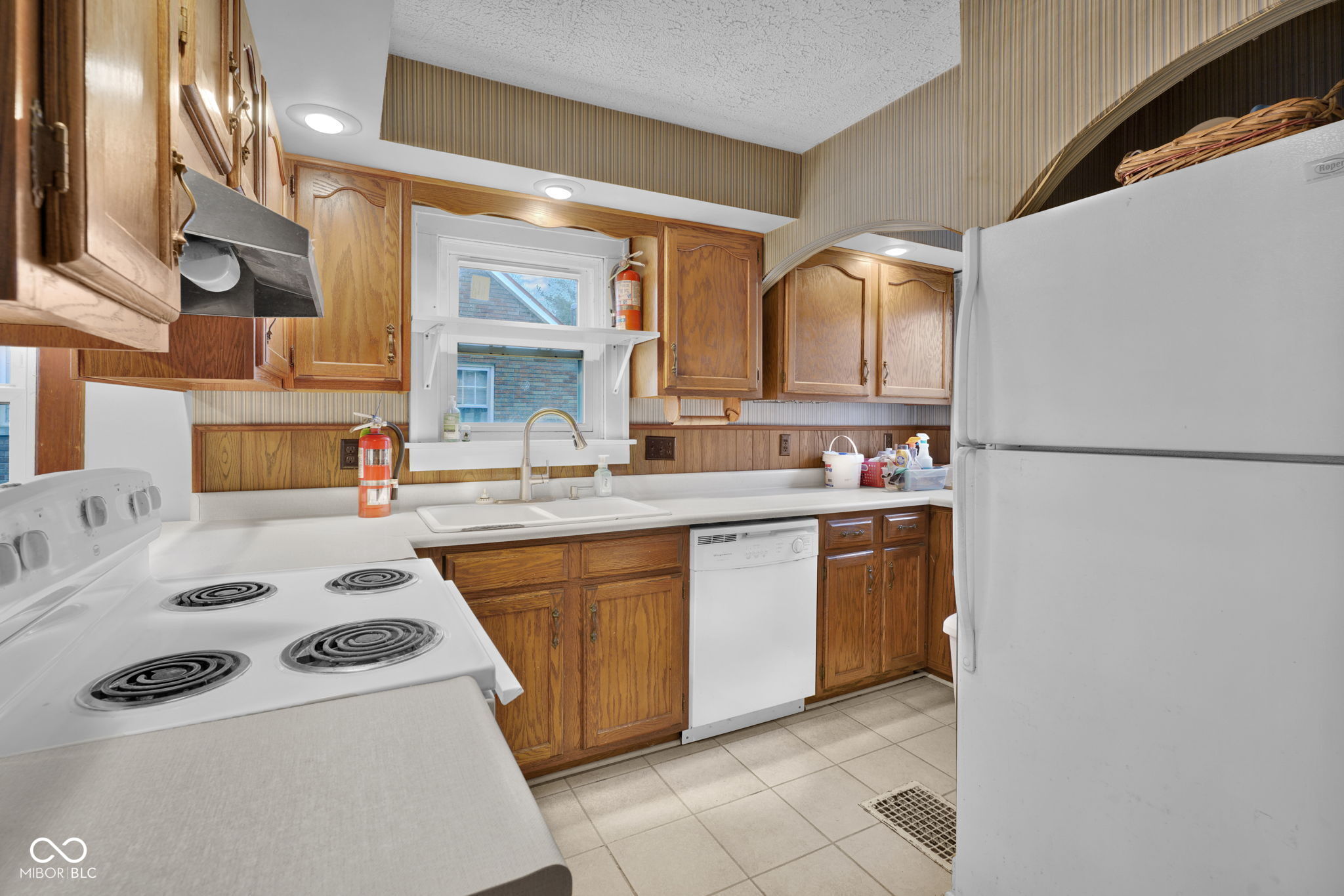 2308 Pearl Street Columbus, IN 47201 - Photo 8 of 22