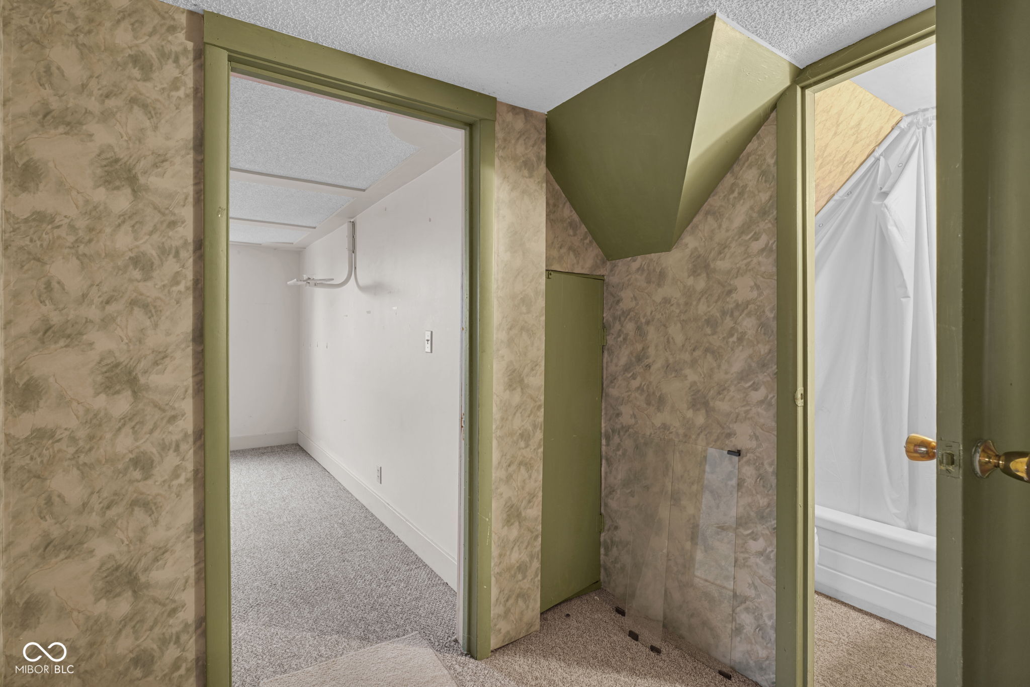 2308 Pearl Street Columbus, IN 47201 - Photo 10 of 22