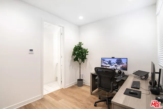 $949,500 | 10919 1/2 Otsego Street, North Hollywood, CA 91601