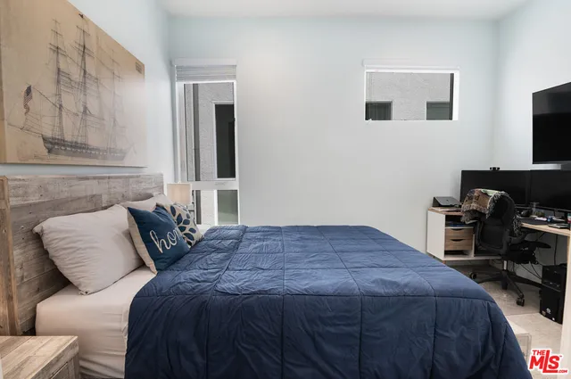 $949,500 | 10919 1/2 Otsego Street, North Hollywood, CA 91601