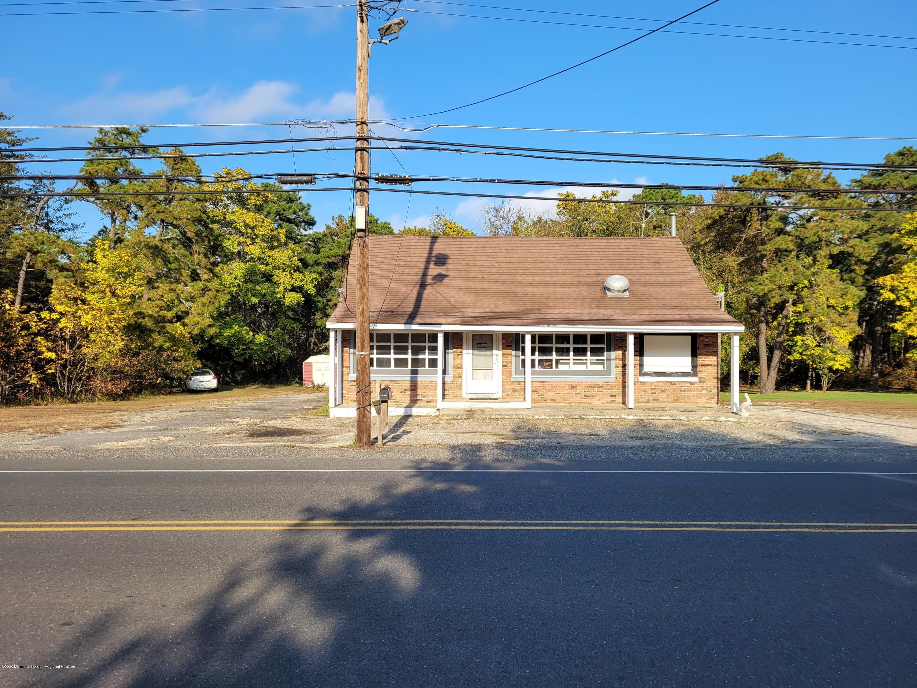 2544 Lacey Road Forked River, NJ 08731 - Photo 3 of 24 15