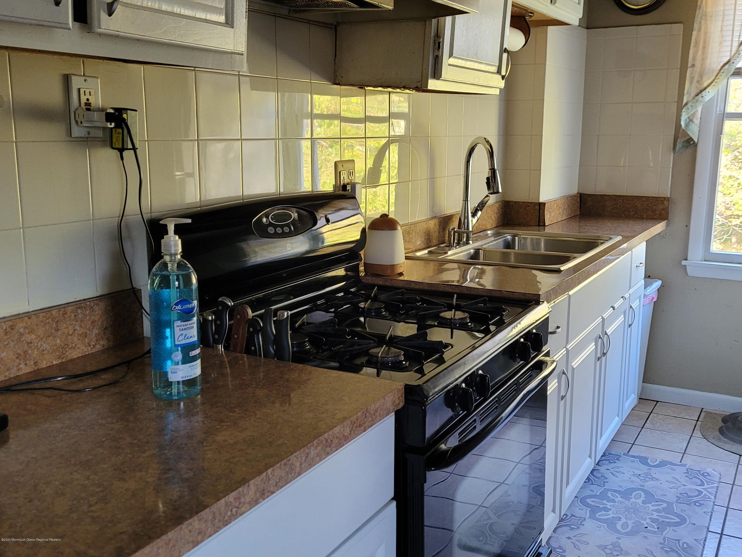 2544 Lacey Road Forked River, NJ 08731 - Photo 5 of 24 3