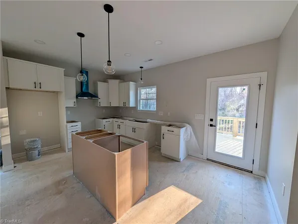 534 Virginia Drive, Yadkinville, NC 27055