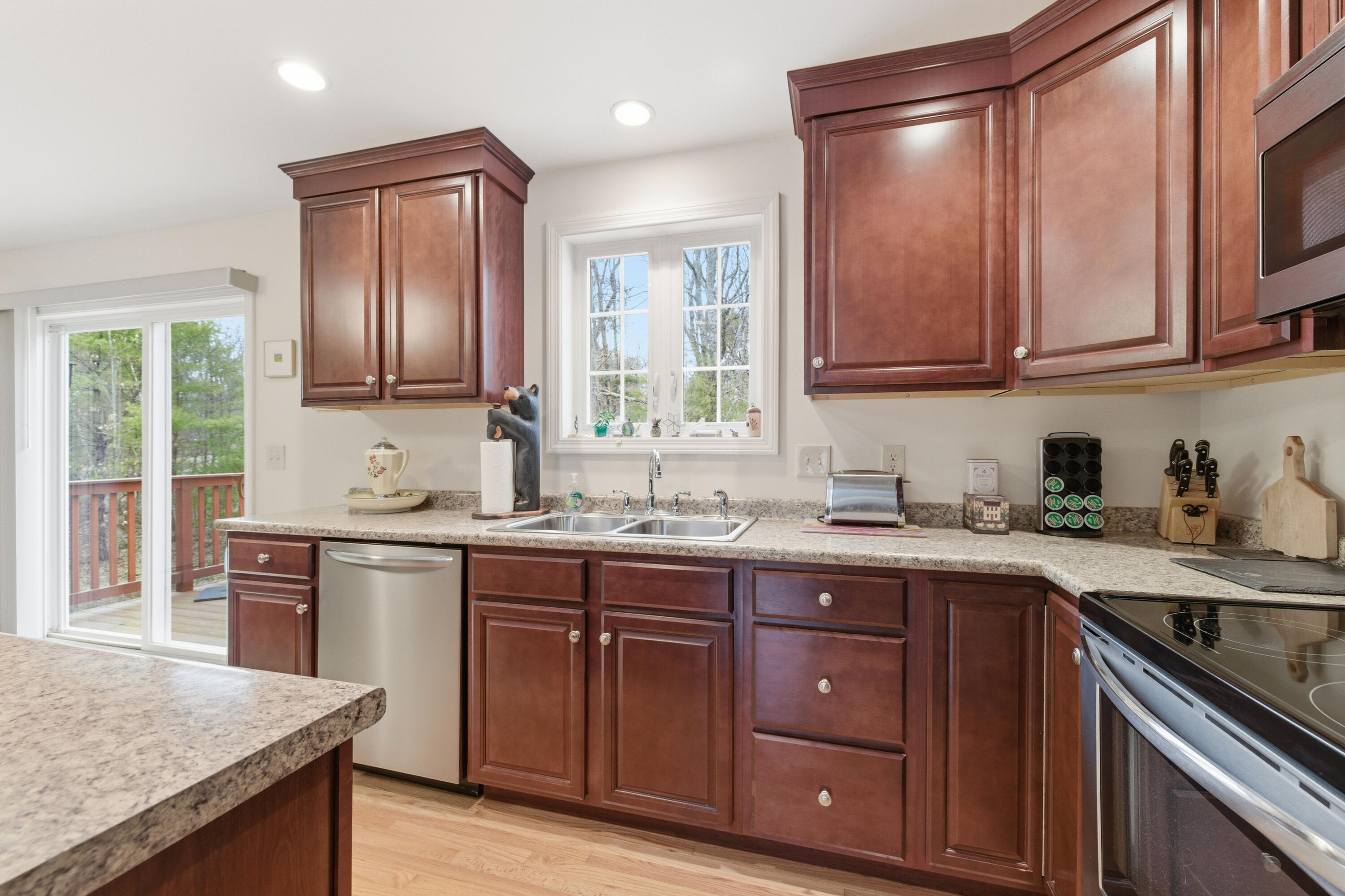 215 Loop Road Wells, ME 04090 - Photo 12 of 38 3G0A4556