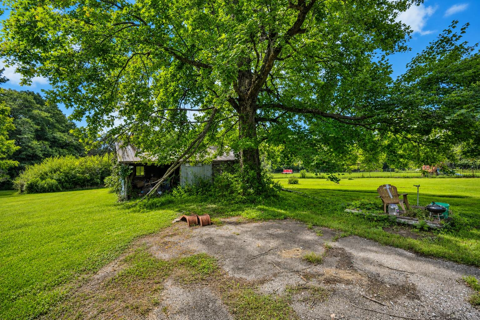 2952 Springfield Xenia Road Springfield, OH 45506 - Photo 5 of 15 28x12 metal lean-to