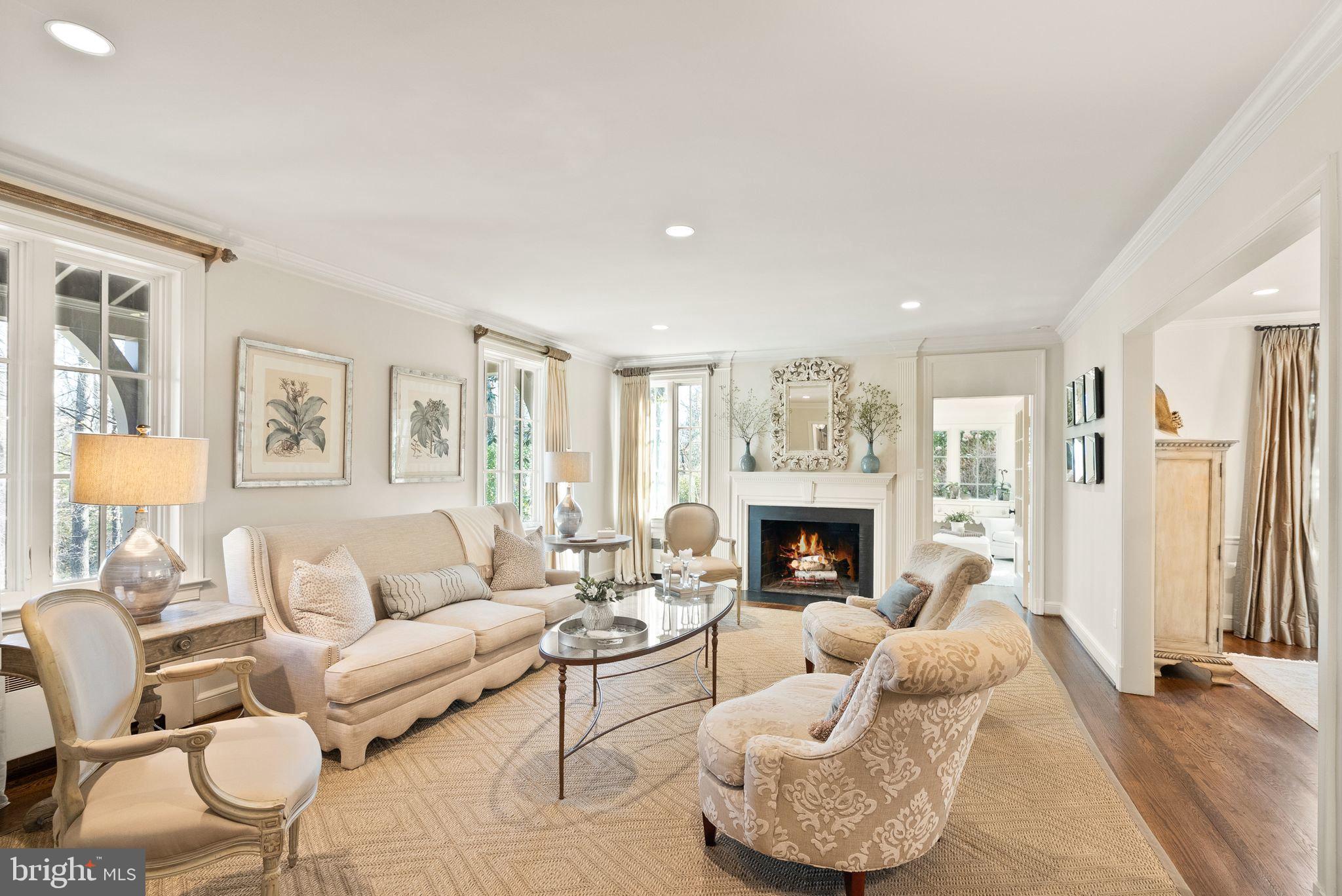 8820 Burning Tree Road Bethesda, MD 20817 - Photo 5 of 45 Gallery Image 5