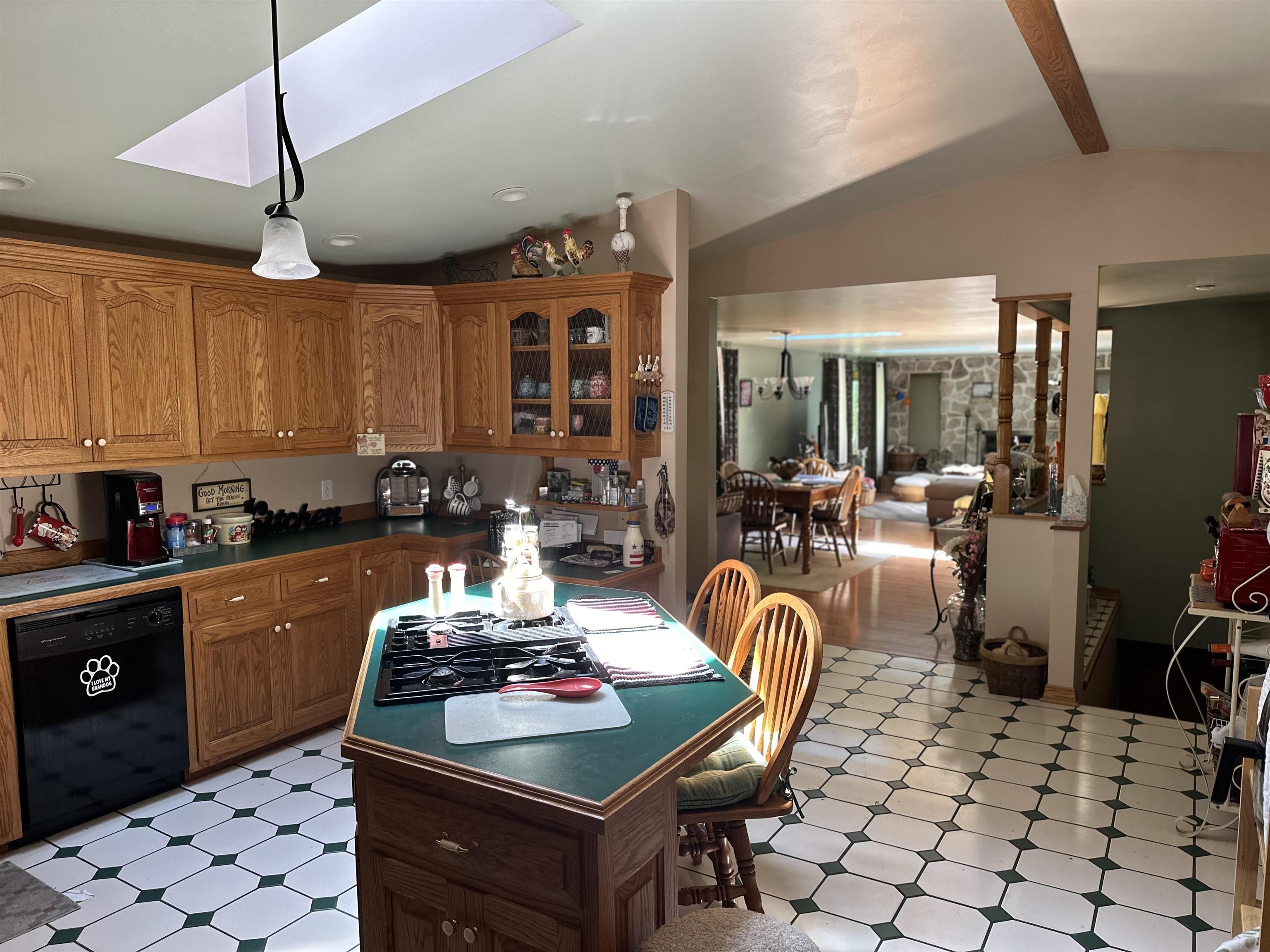 1050 West Weidman Road Mount Pleasant, MI 48858 - Photo 9 of 60 1922983-d6ec3de9-0f94-4127-bc44-fab58845fe48.JPG