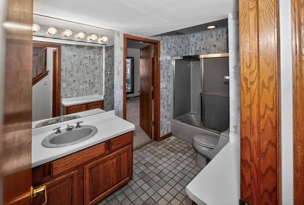 $449,800 | 2415 Walnut Grove Court, Unit B, Brookfield, WI 53005