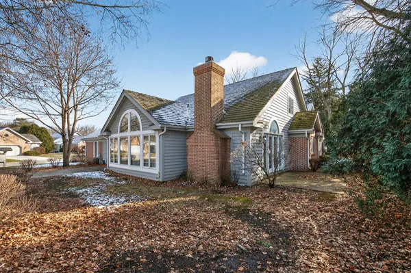 $449,800 | 2415 Walnut Grove Court, Unit B, Brookfield, WI 53005