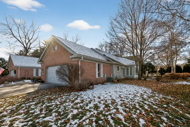 $449,800 | 2415 Walnut Grove Court, Unit B, Brookfield, WI 53005