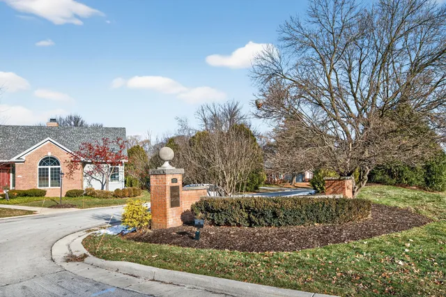 $449,800 | 2415 Walnut Grove Court, Unit B, Brookfield, WI 53005