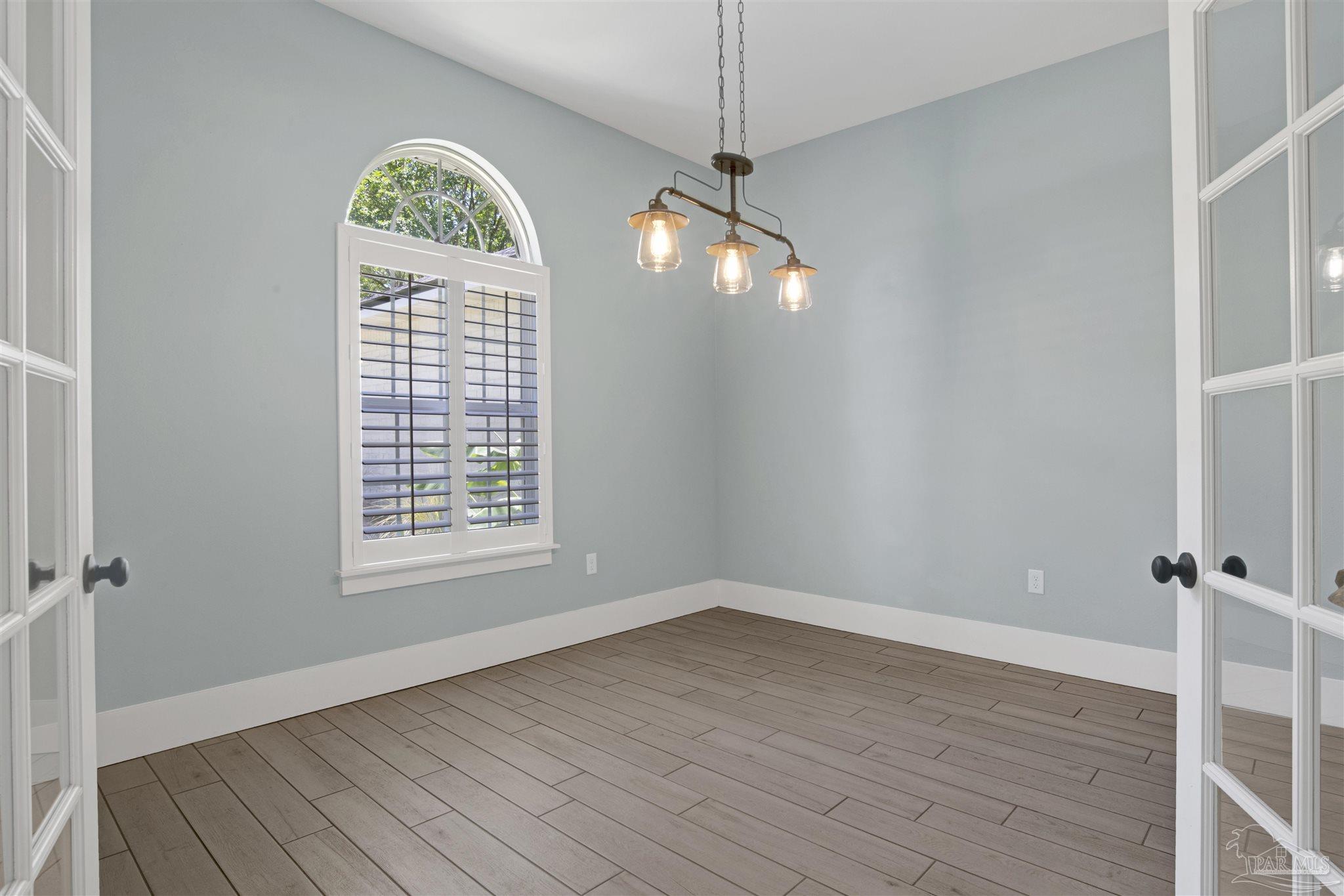16660 Innerarity Point Road Pensacola, FL 32507 - Photo 23 of 54