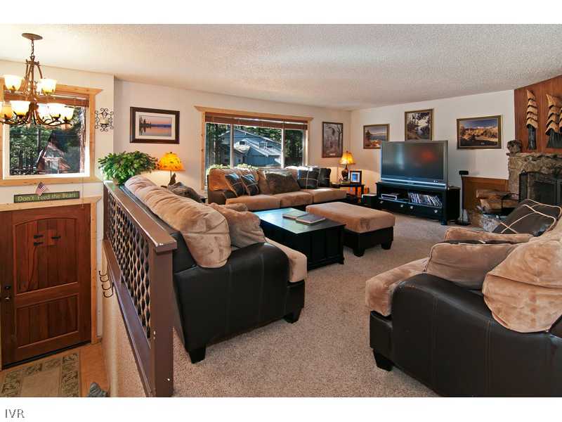 1060 Mill Creek Road Incline Village, NV 89451 - Photo 4 of 18 Living Room.