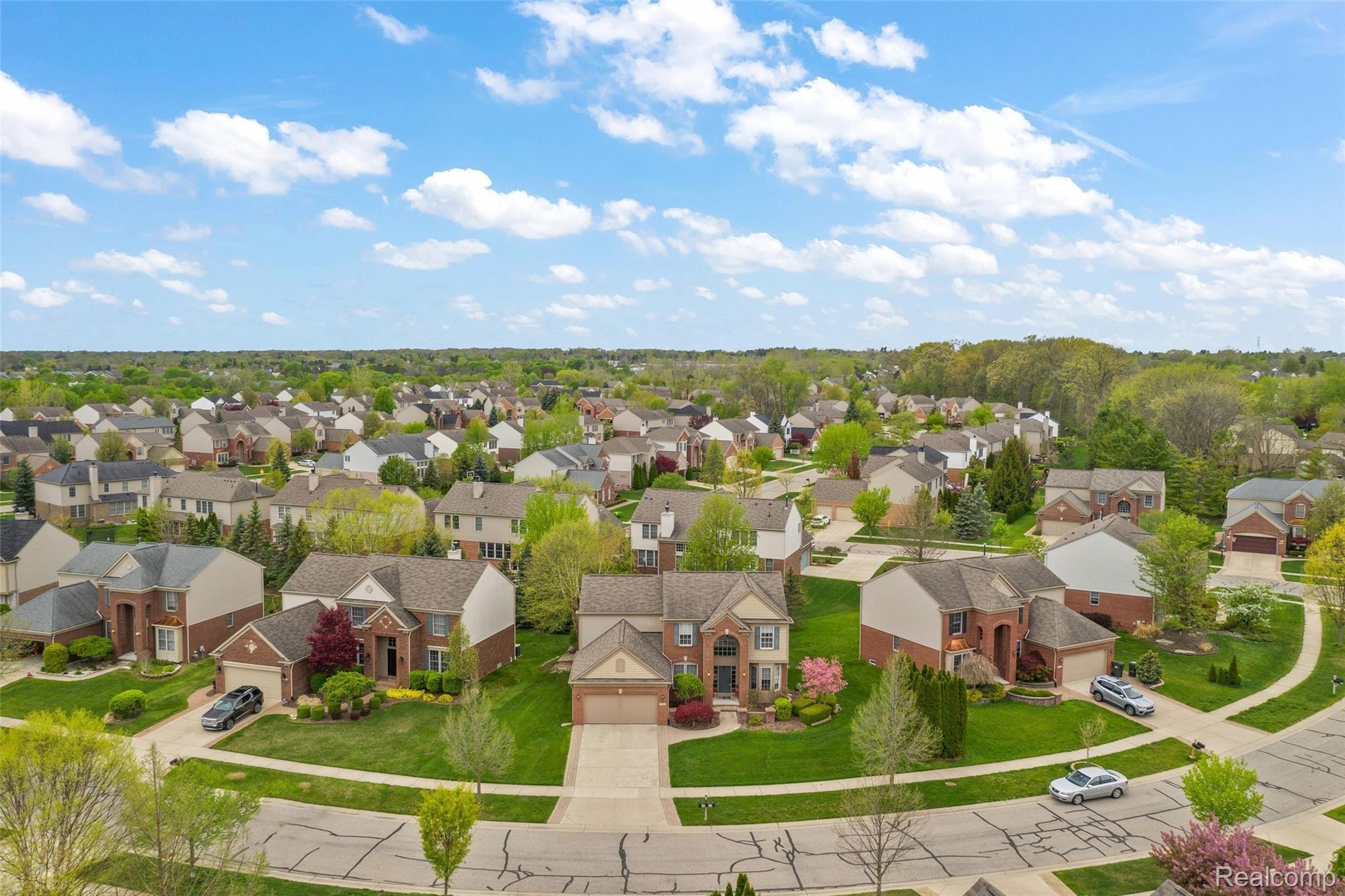 1656 Blushing Court Rochester, MI 48307 - Photo 4 of 48 1656 Blushing Court-6.jpg