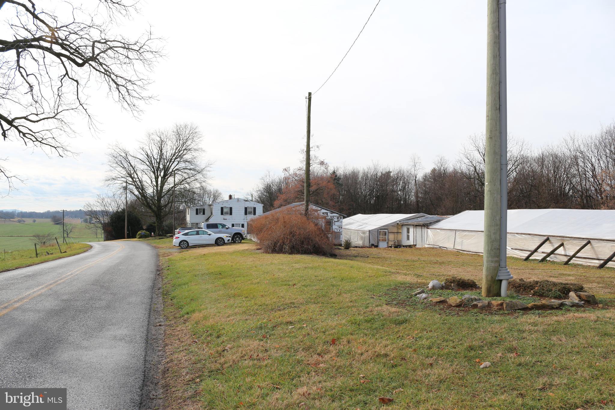 12816 Beck Road Hagerstown, MD 21742 - Photo 3 of 37 Gallery Image 3