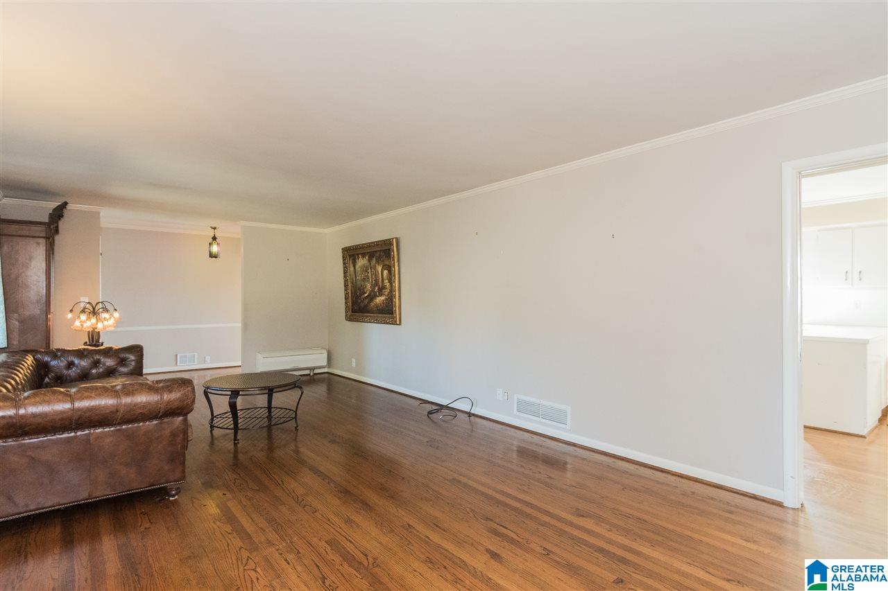 3337 North Woodridge Road Birmingham, AL 35223 - Photo 6 of 32