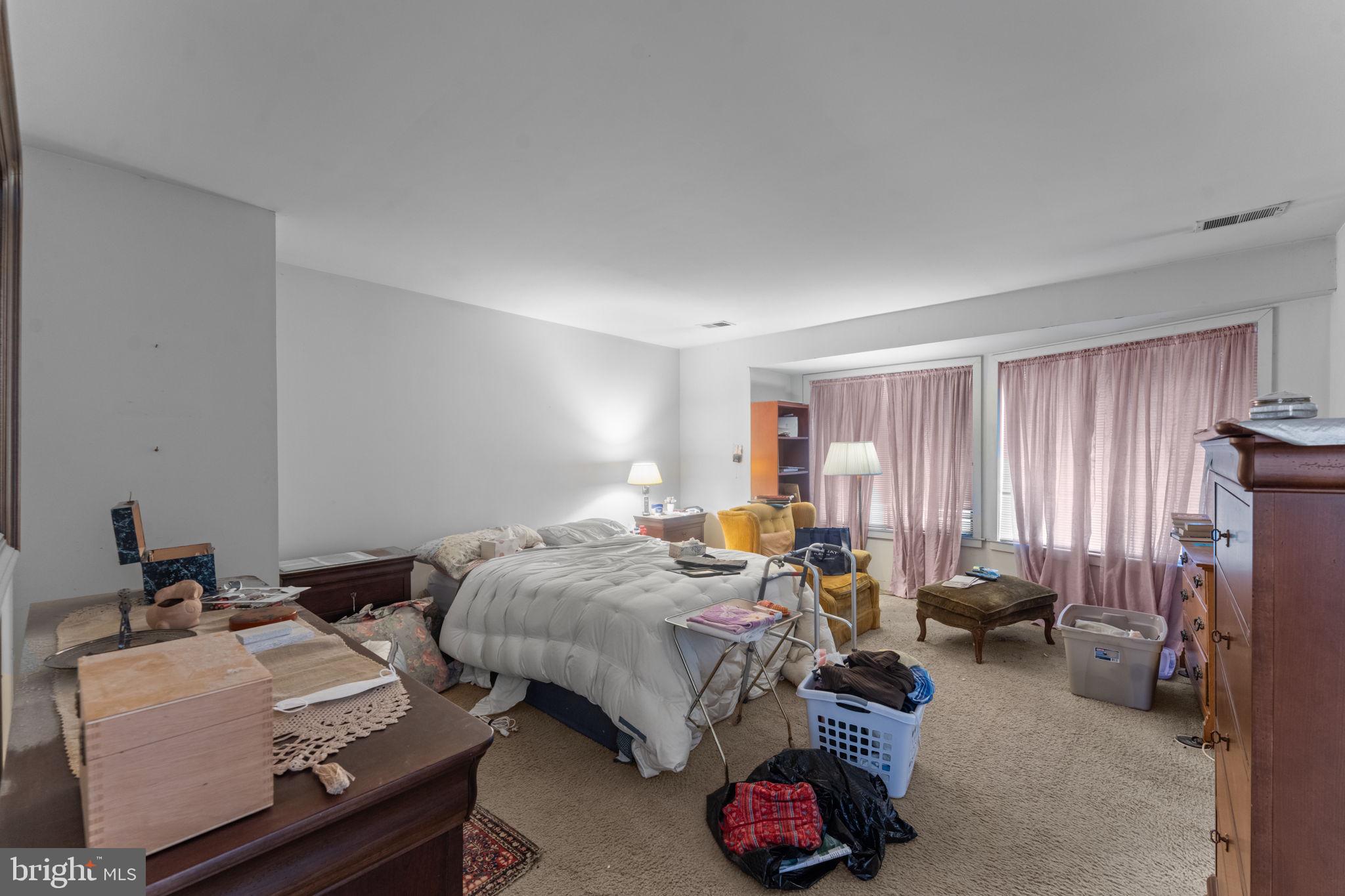 11611 Clubhouse Court Reston, VA 20190 - Photo 17 of 63