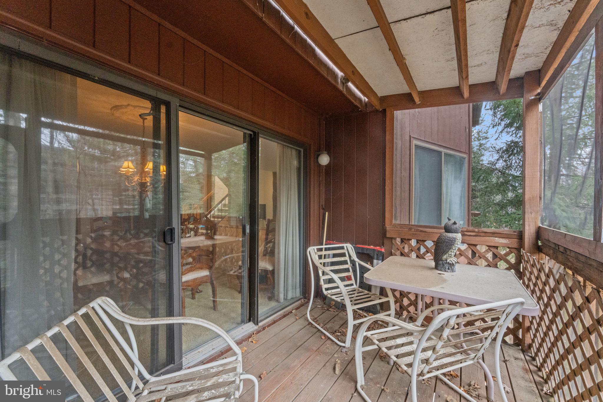 11611 Clubhouse Court Reston, VA 20190 - Photo 7 of 63