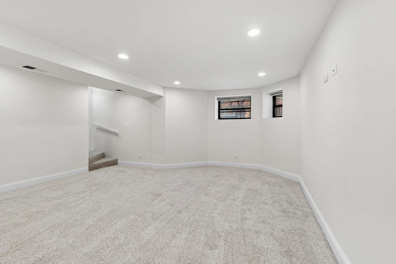 6209 South University Avenue, Unit 1 Chicago, IL 60637 - Photo 15 of 23